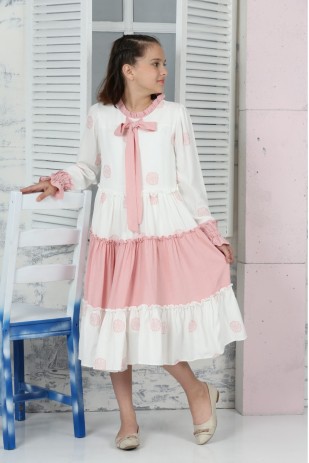 ПЛАТЬЕ С ДЛИННЫМИ РУКАВАМИ И ПЛЯЖНЫМ ВОРОТНИКОМ С УЗОРОМ РОМАШЕК