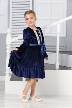 İNCİ DANTEL DETAYLI KUŞAKLI KADİFE ELBİSE