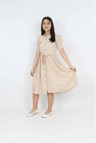 Детское платье на пуговицах с поясом