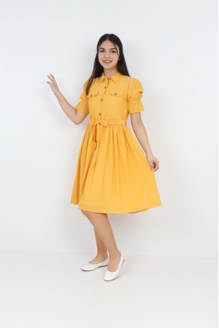 فستان بناتي بحزام وأزرار على كامل التصميم