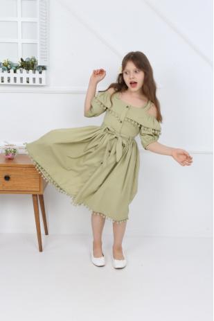 Зеленое платье из крепа с помпоном для девочек