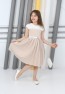 Beigefarbenes, plissiertes Taschenkleid für Mädchen