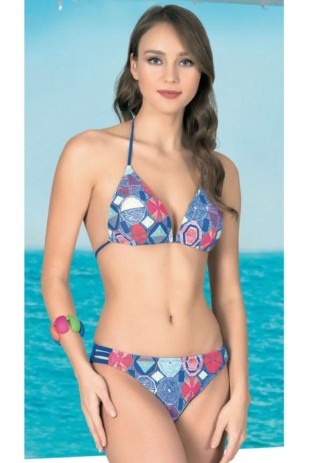 Kadın Boyundan Bağlamalı Dolgulu Üçgen Bikini Takımı Kadın Boyundan Bağlamalı Dolgulu Üçgen Bikini Takımı