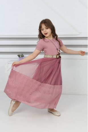 Кружевное платье I&k с тюлем посередине и колье