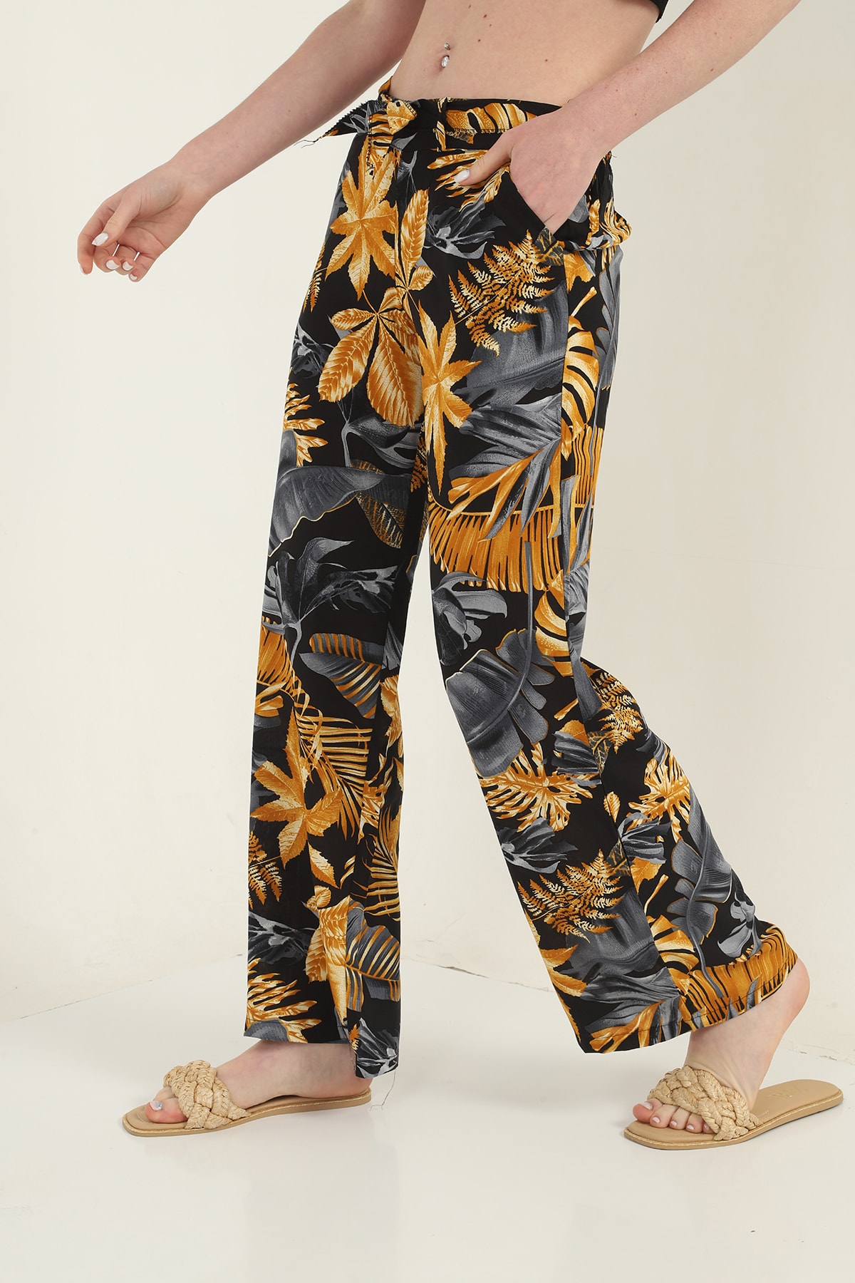 Womens Woven Wide Leg Pants with Pockets