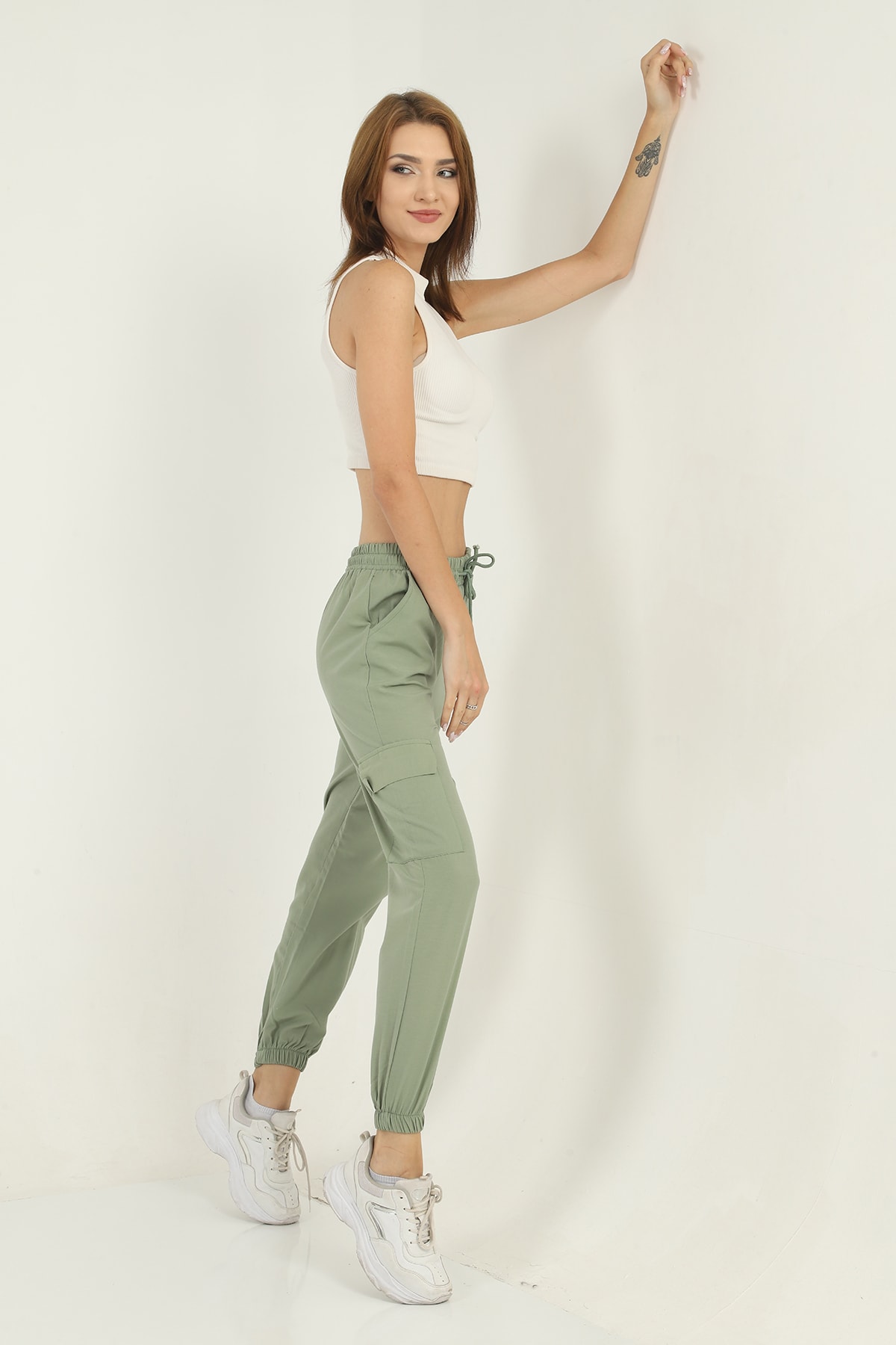 Womens Elastic Bottom Pants with Pockets