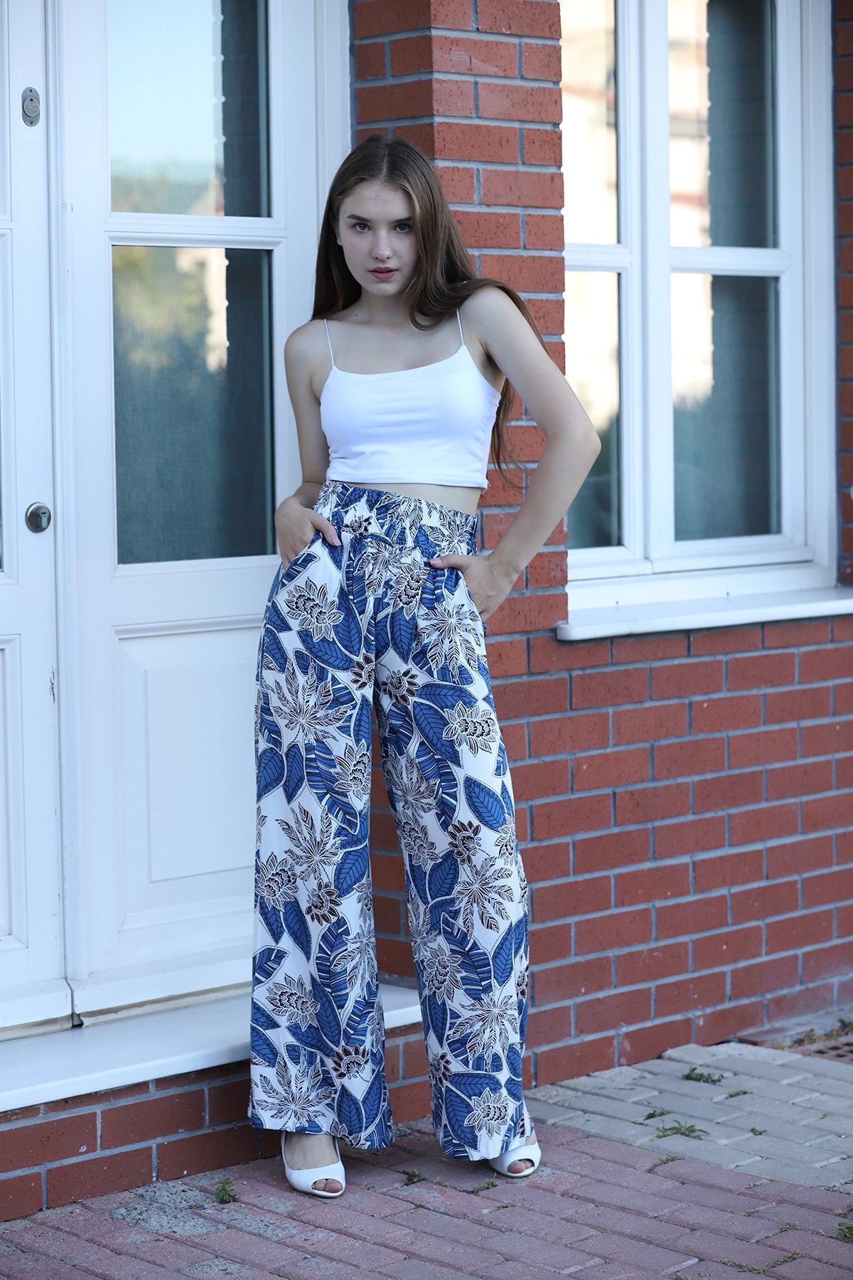 Womens Leaf Patterned High Waisted Wide Leg Pants with Pockets
