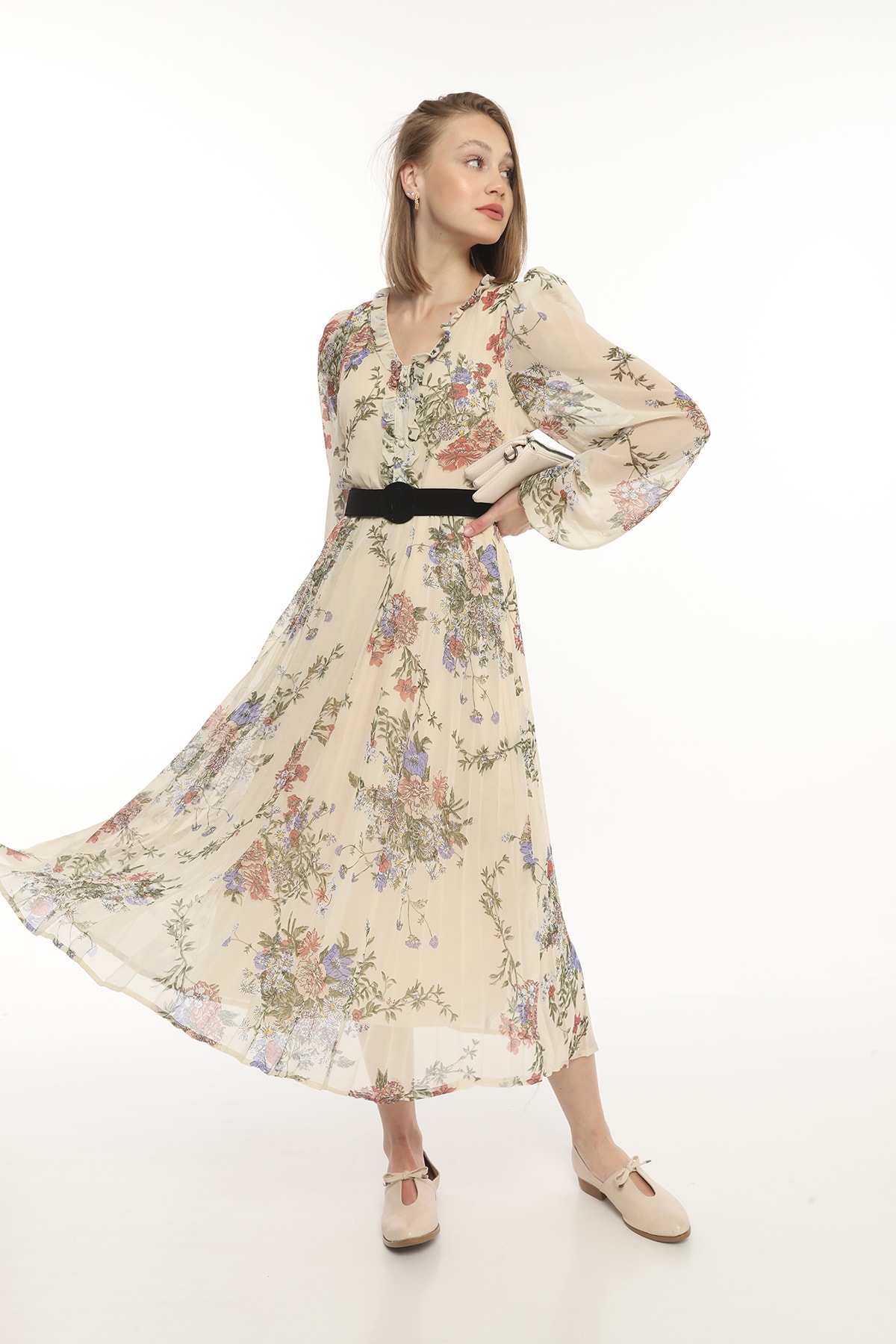 Damenkleid mit Blumenmuster, Gürtel und Rüschenkragen
