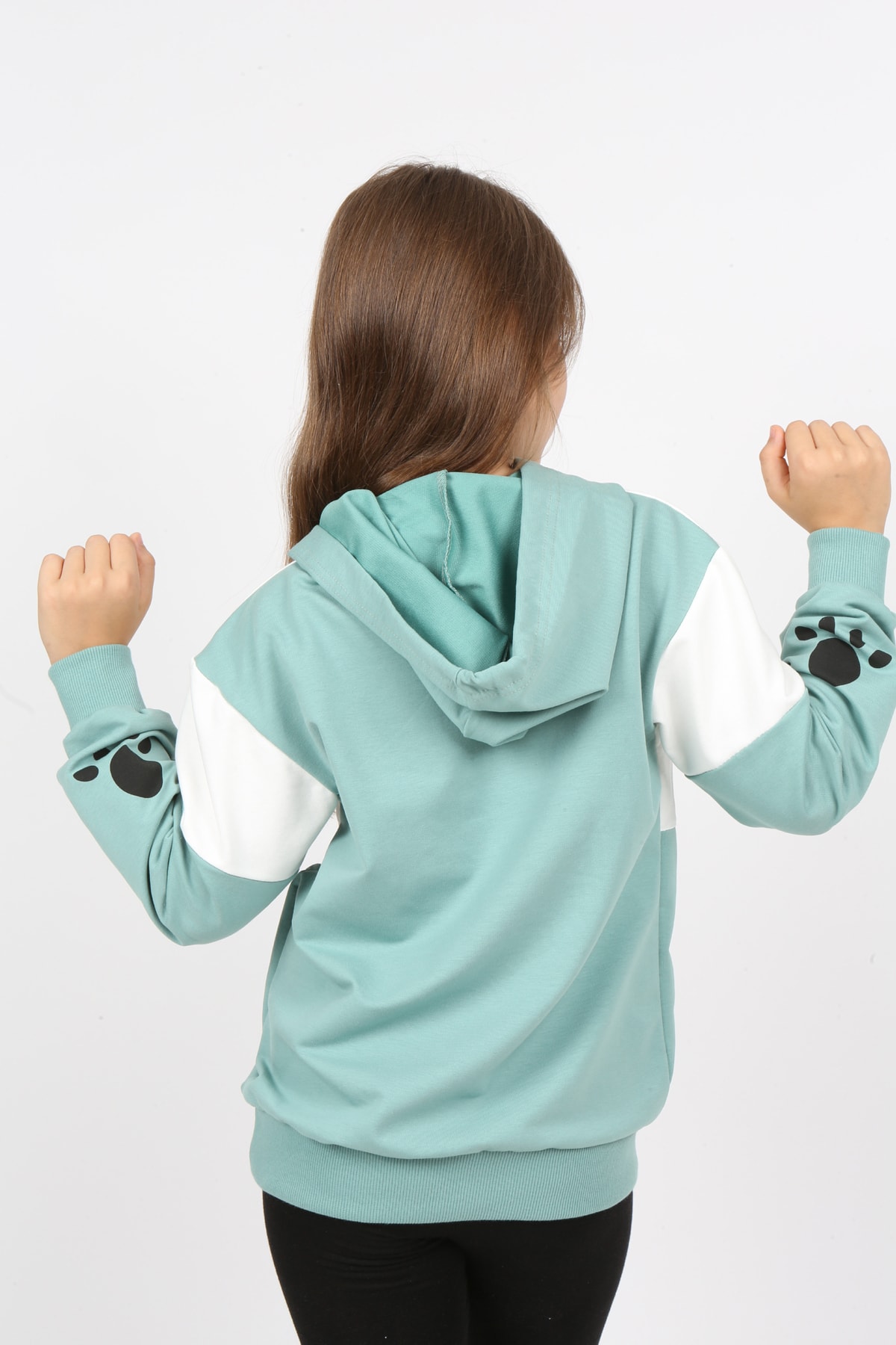 Girls Printed Sweatshirt with Garnished Pocket