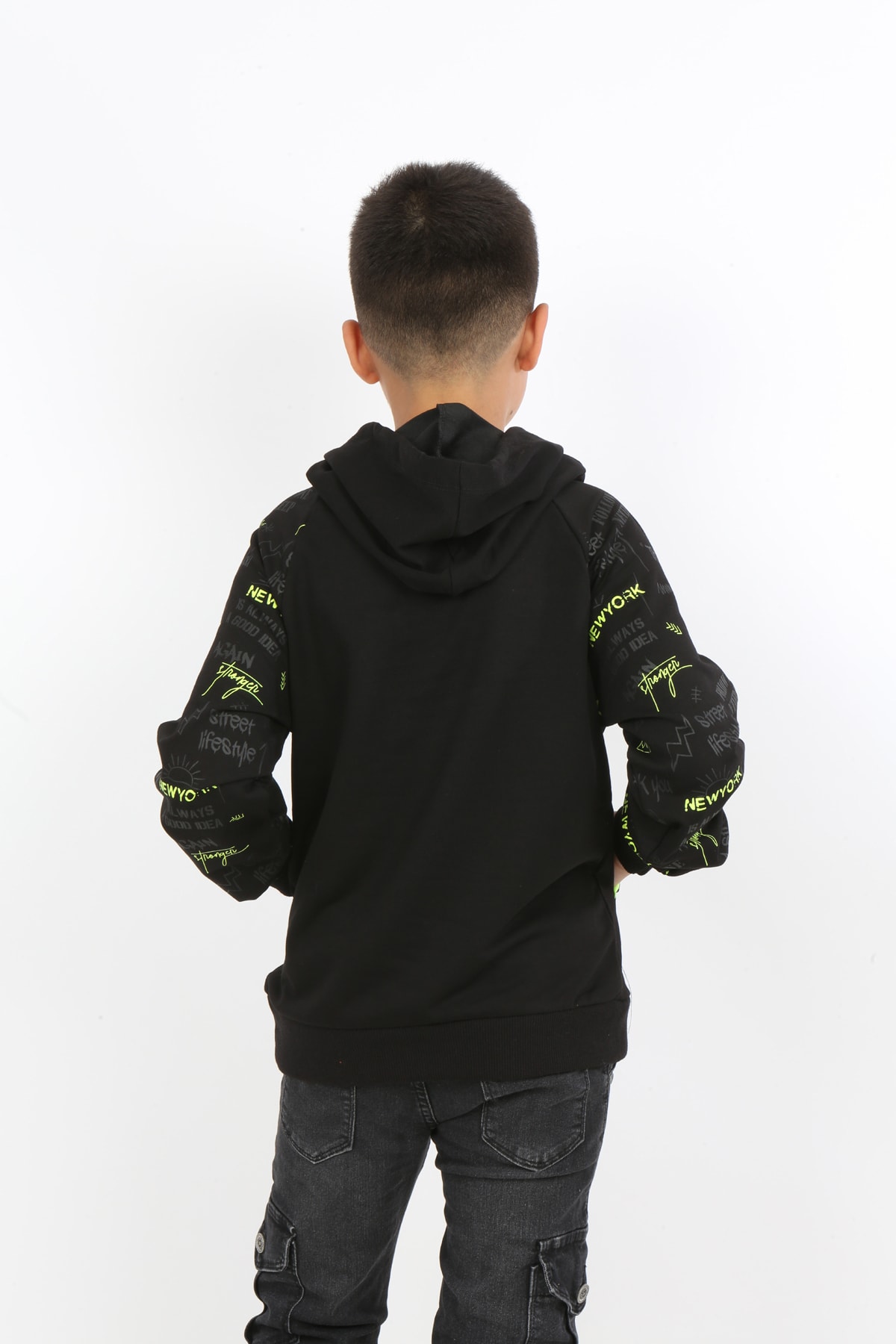 Erkek Çocuk Maskeli Kapüşonlu Cepli Sweatshirt