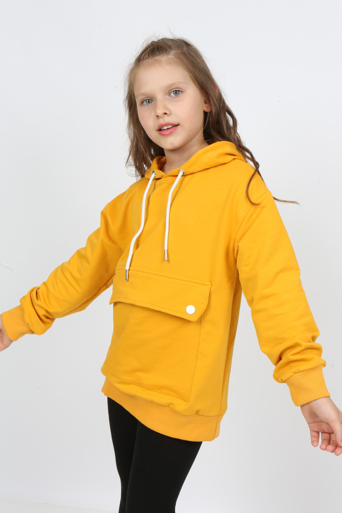 Kinder-Sweatshirt mit Kapuze und Tasche