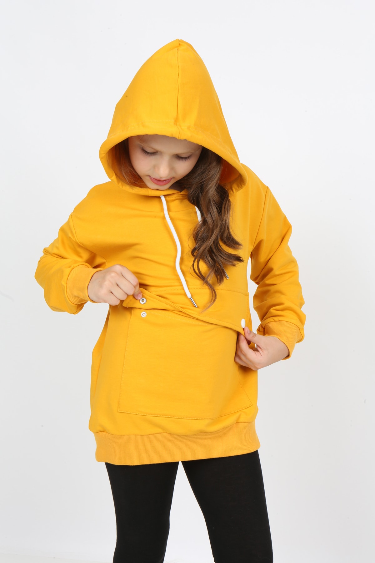 Kinder-Sweatshirt mit Kapuze und Tasche