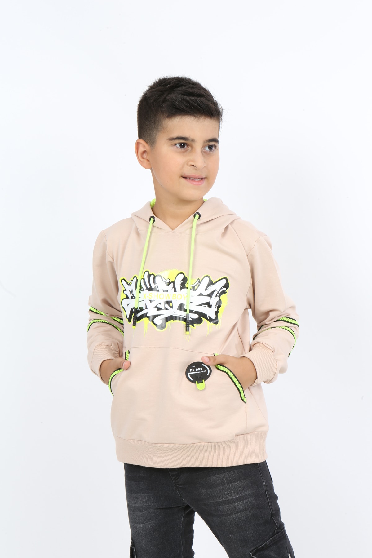 سويت شيرت بغطاء للرأس مطبوع للأولاد مع جيب