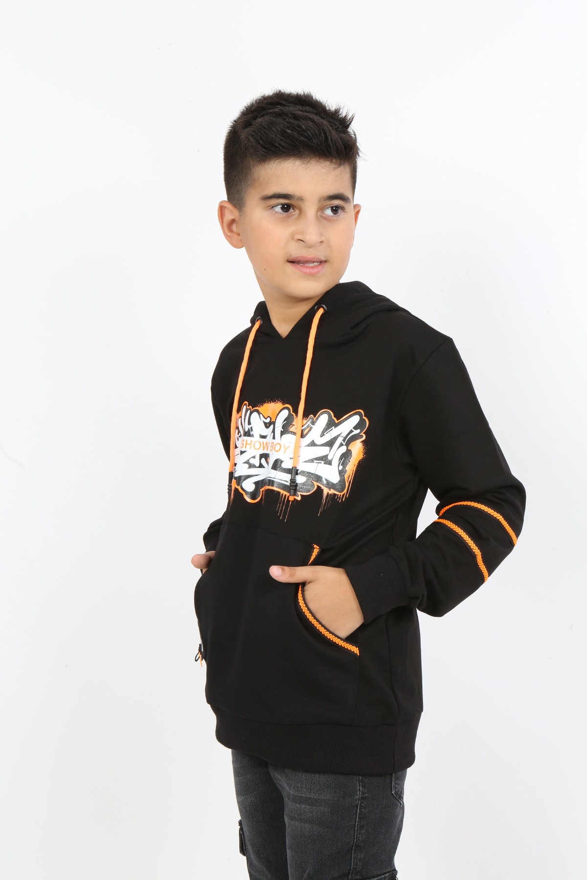 سويت شيرت بغطاء للرأس مطبوع للأولاد مع جيب