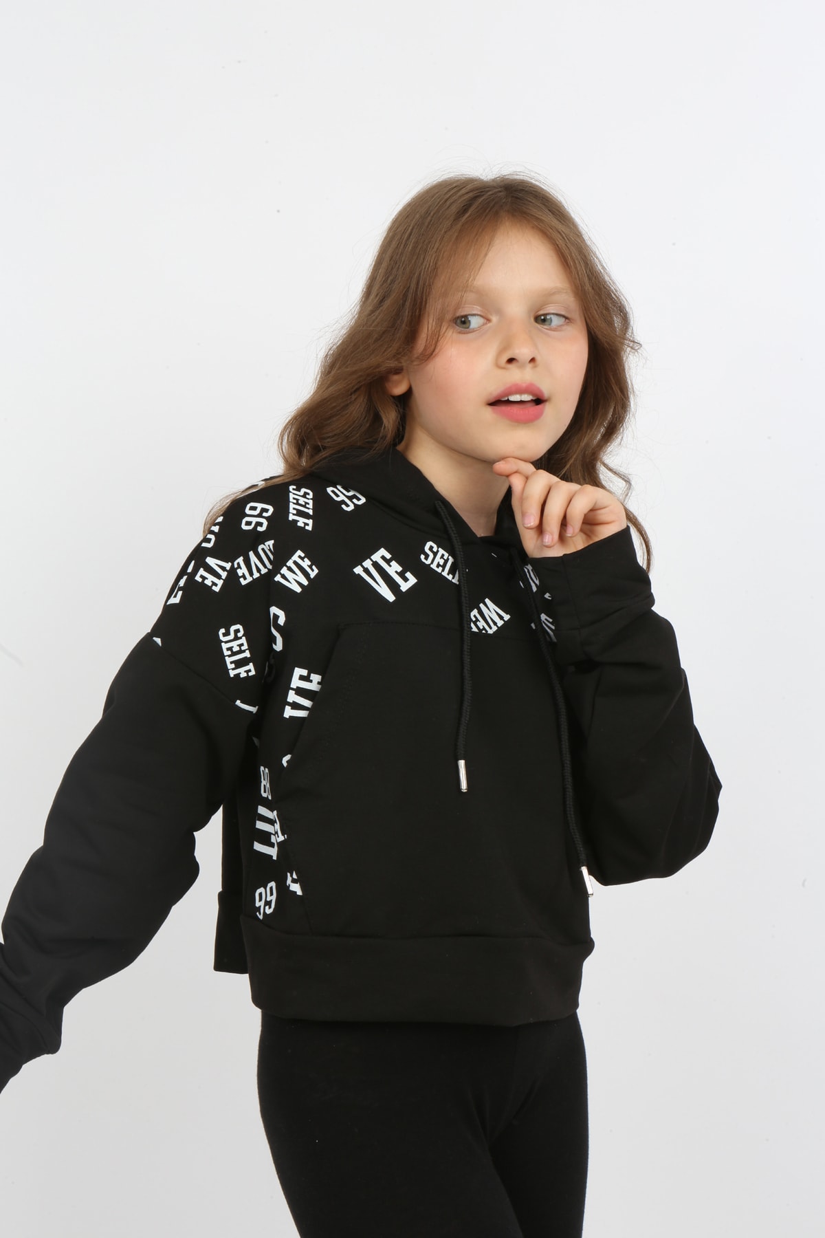 Kız Çocuk Göbek Üstü Kapüşonlu Cepli Baskılı Sweatshirt