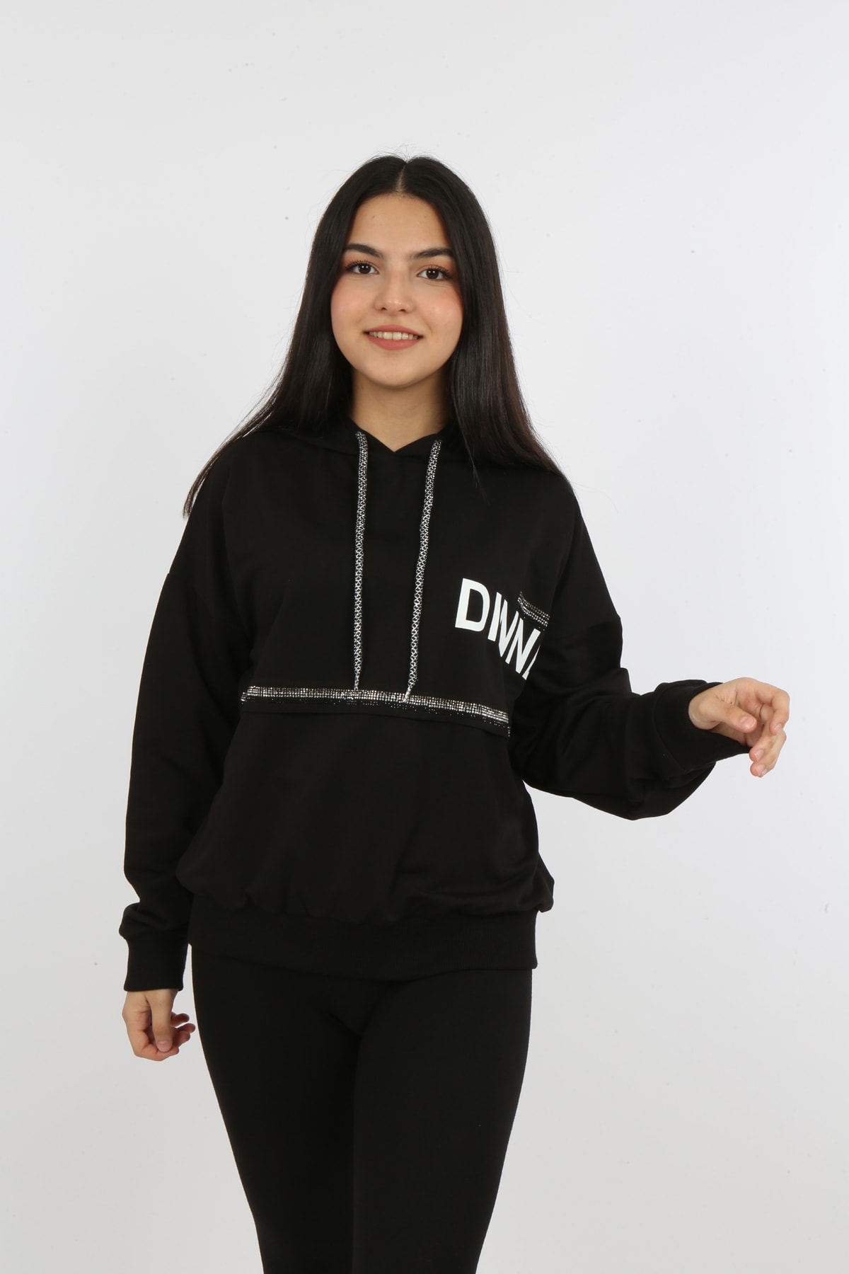 Kız Çocuk Önü Taş Detaylı Baskılı Sweatshirt
