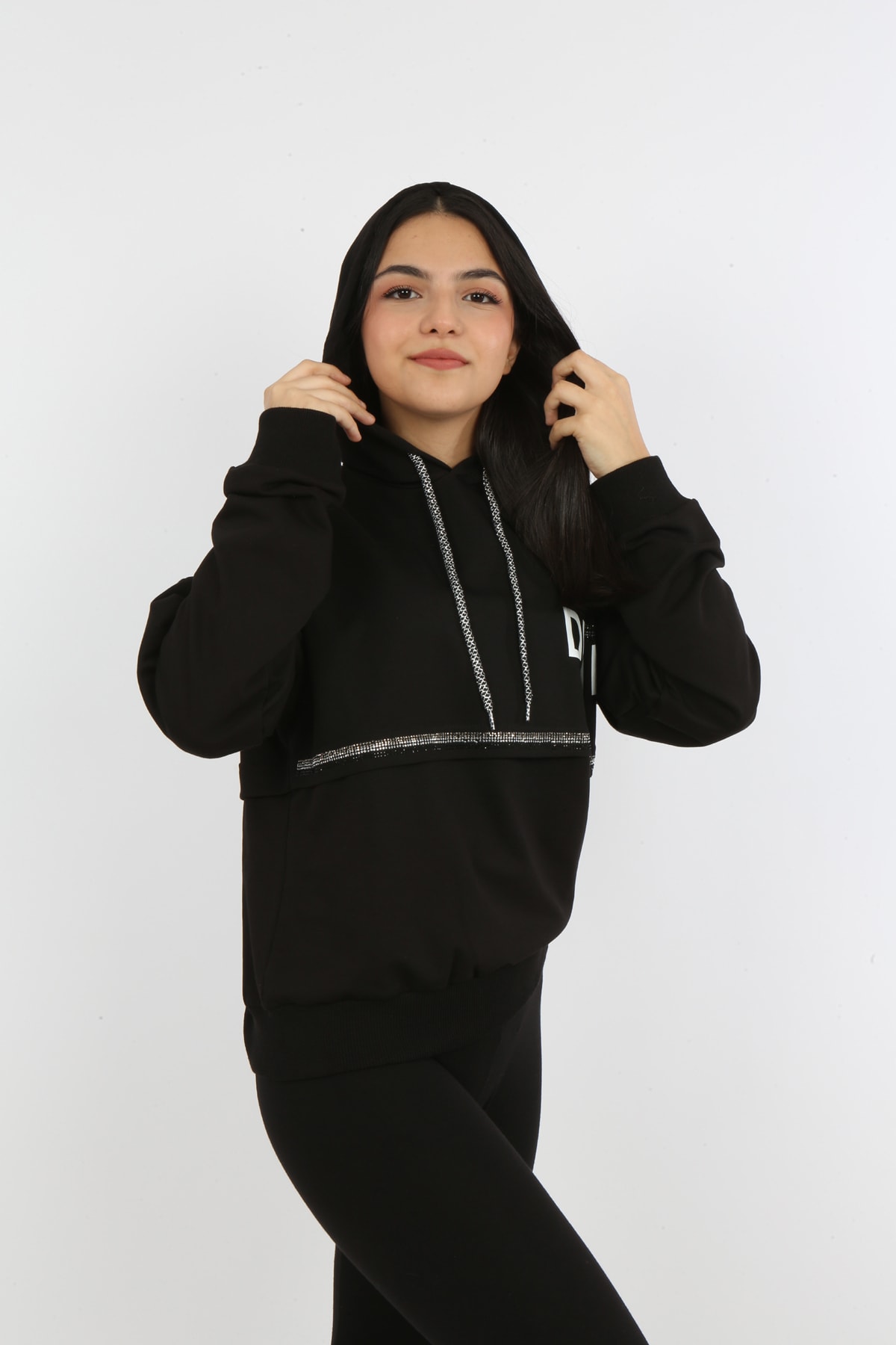 Kız Çocuk Önü Taş Detaylı Baskılı Sweatshirt