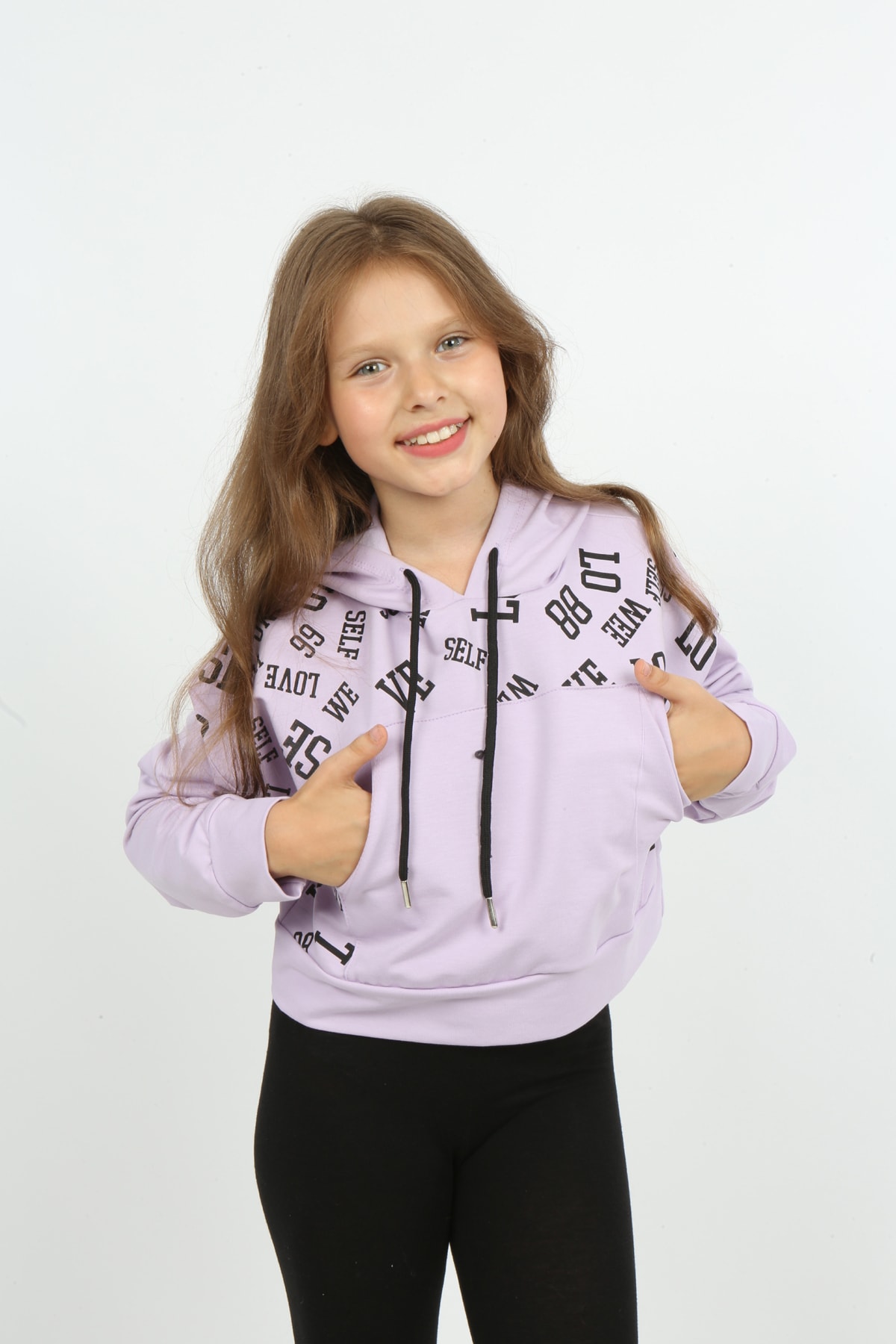 Kız Çocuk Göbek Üstü Kapüşonlu Cepli Baskılı Sweatshirt