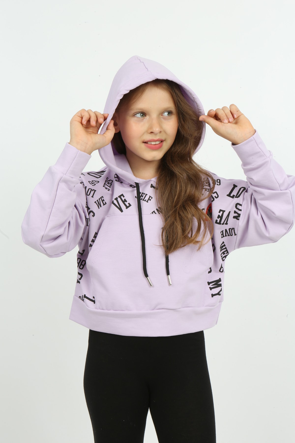 Kız Çocuk Göbek Üstü Kapüşonlu Cepli Baskılı Sweatshirt