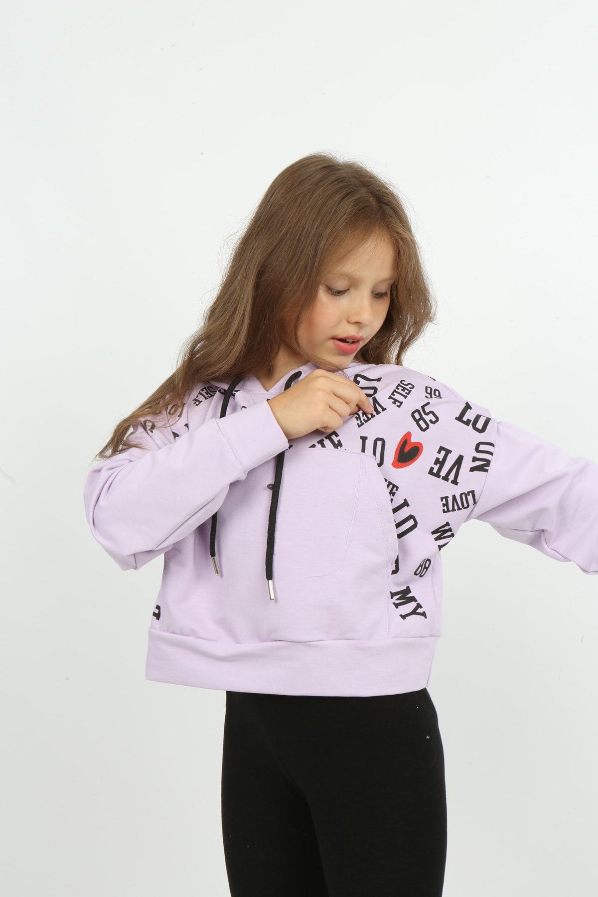 Kız Çocuk Göbek Üstü Kapüşonlu Cepli Baskılı Sweatshirt