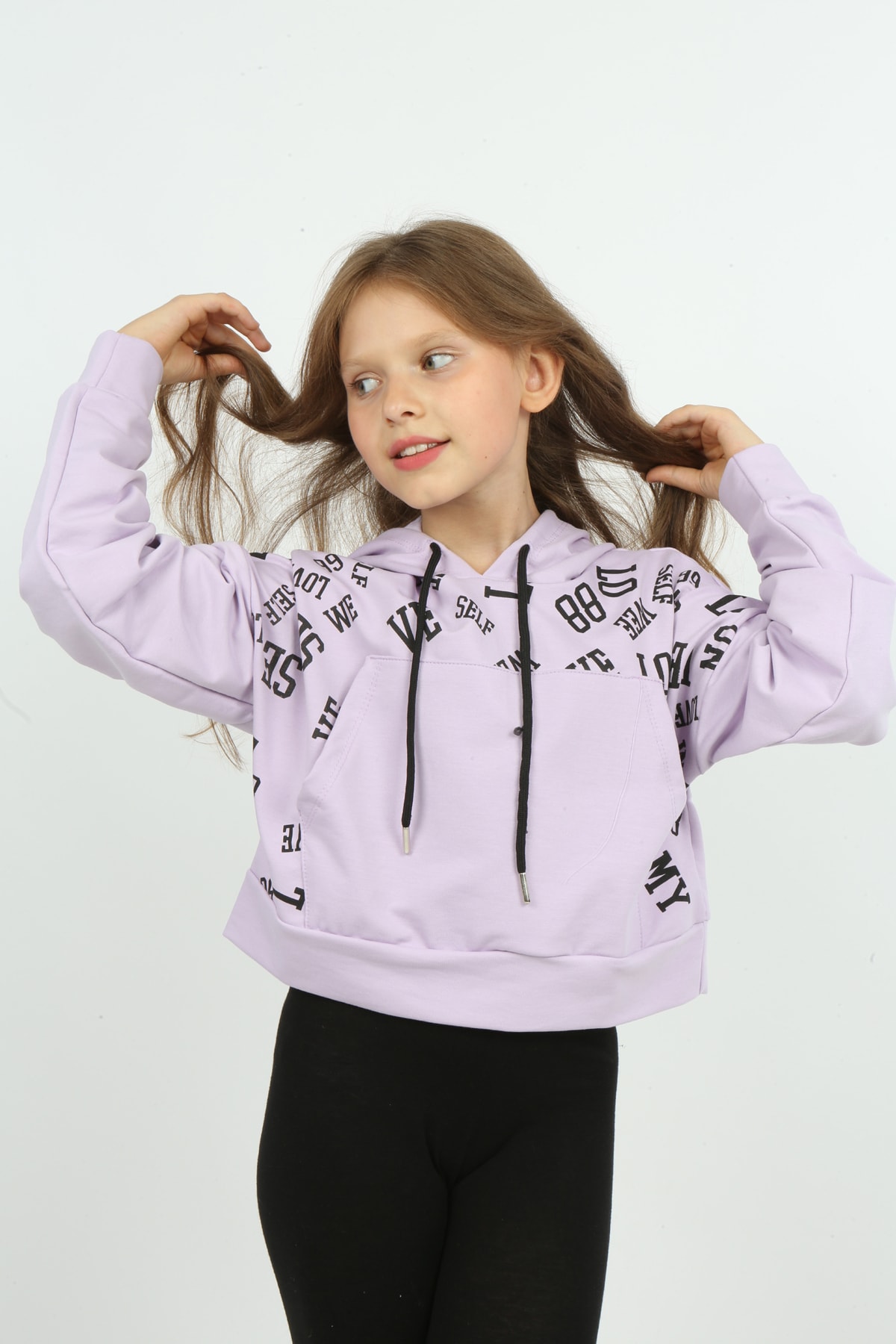 Kız Çocuk Göbek Üstü Kapüşonlu Cepli Baskılı Sweatshirt
