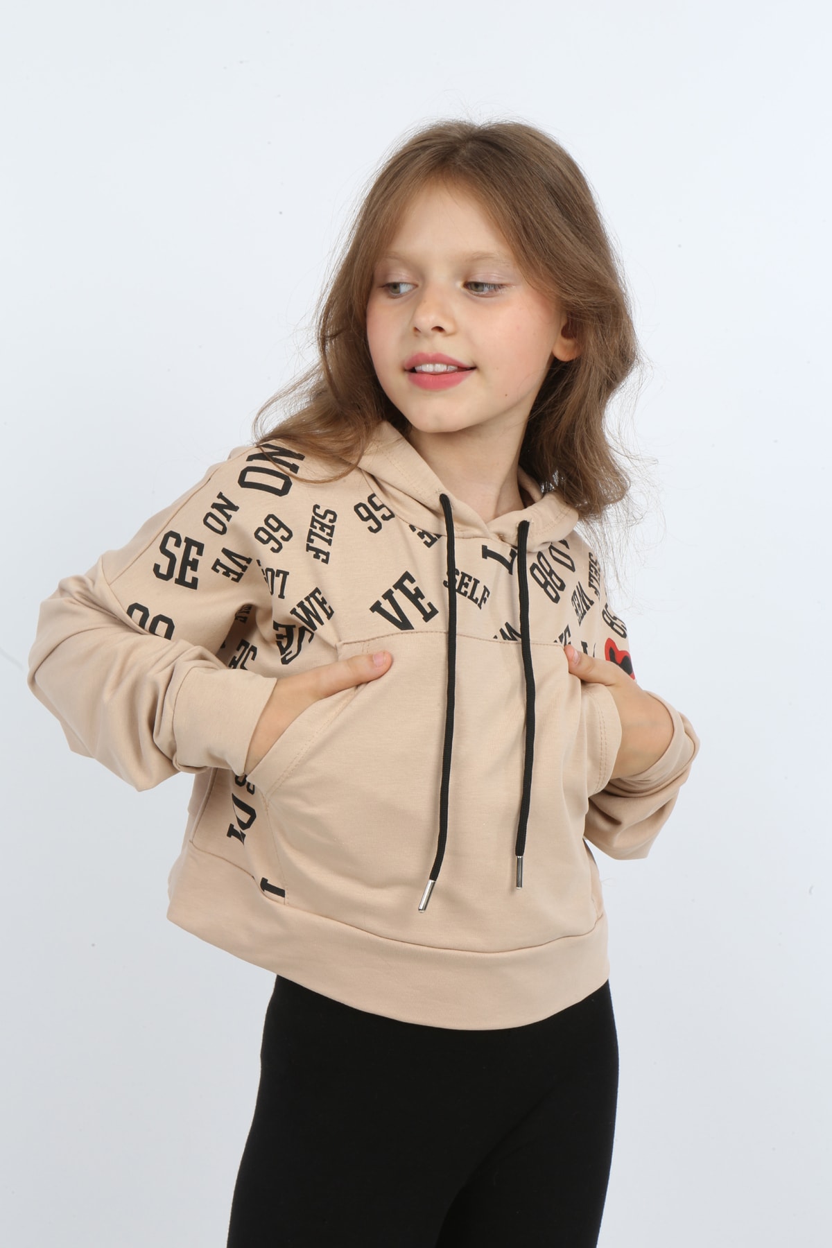 Kız Çocuk Göbek Üstü Kapüşonlu Cepli Baskılı Sweatshirt