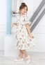 Mädchenkleid mit Blumenmuster und Gürtel