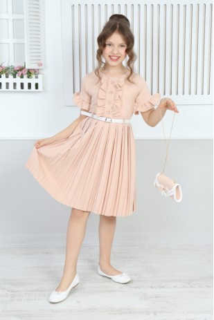 Плиссированное платье-мешок с поясом для девочки