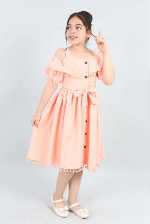 Розовое платье из крепа с помпоном для девочки