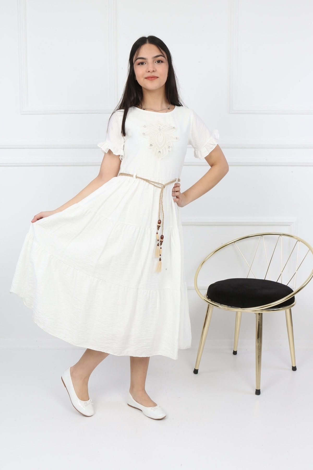 Kellnerjungenkleid mit Seilgürtel
