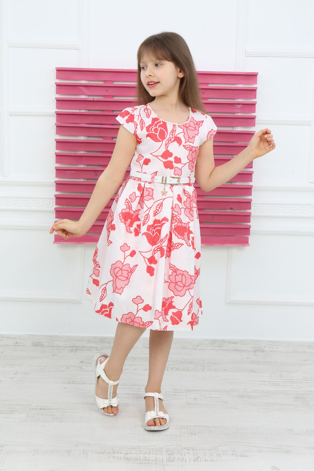 Jacquard-Kleid mit Rosenmuster