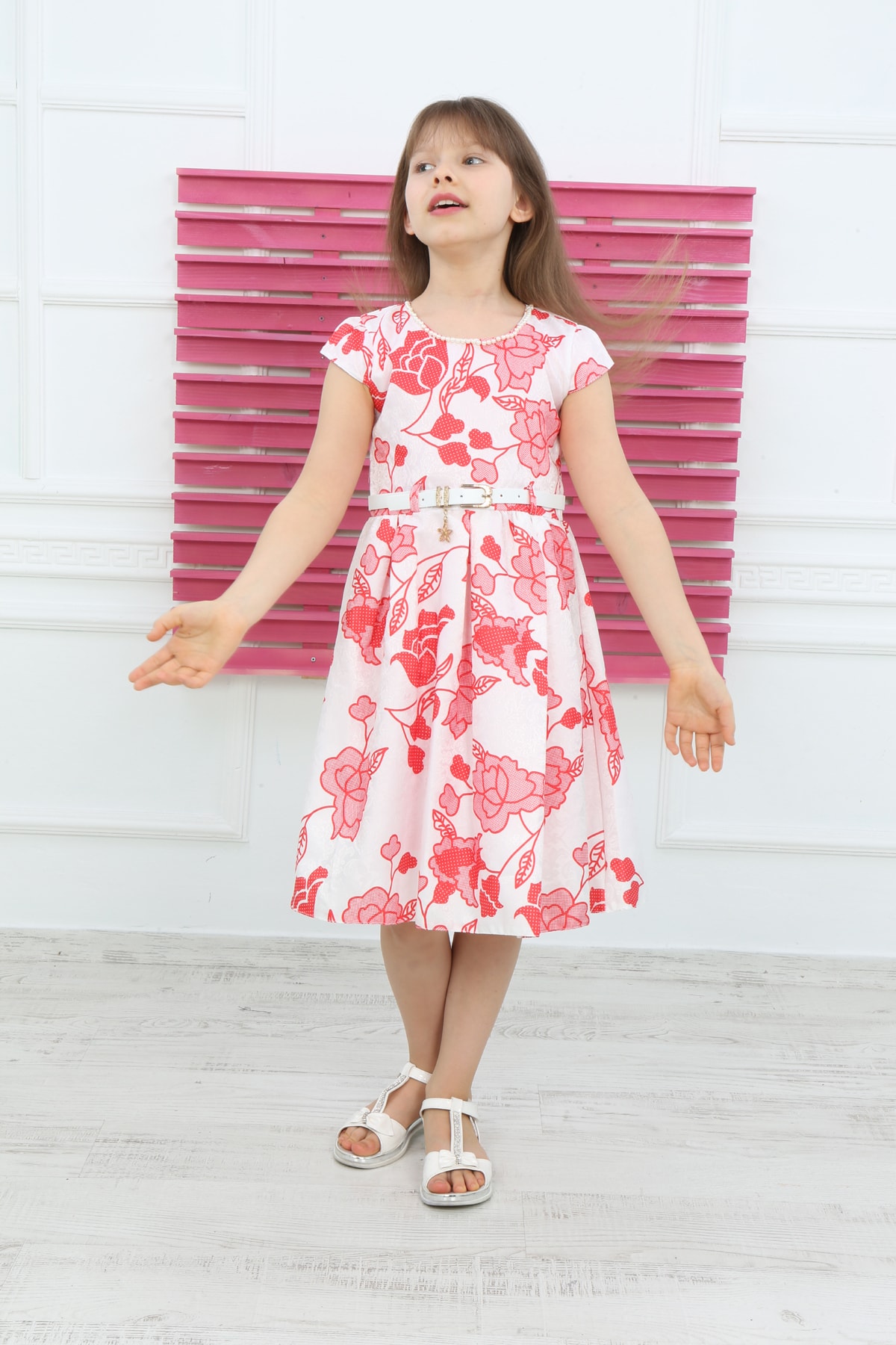 Jacquard-Kleid mit Rosenmuster