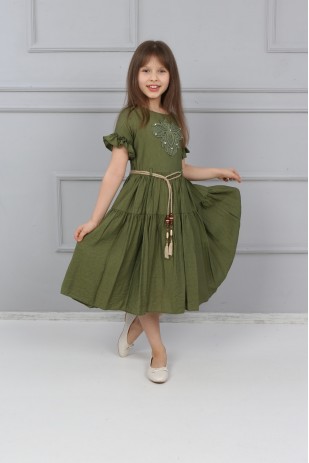 Платье с кружевом и камнями для девочек