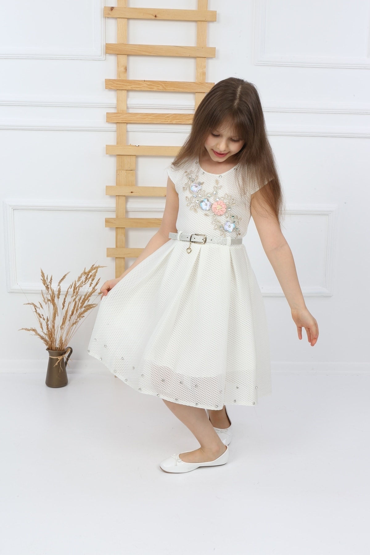 Cremefarbenes Rock-Stone-Kleid für Damen