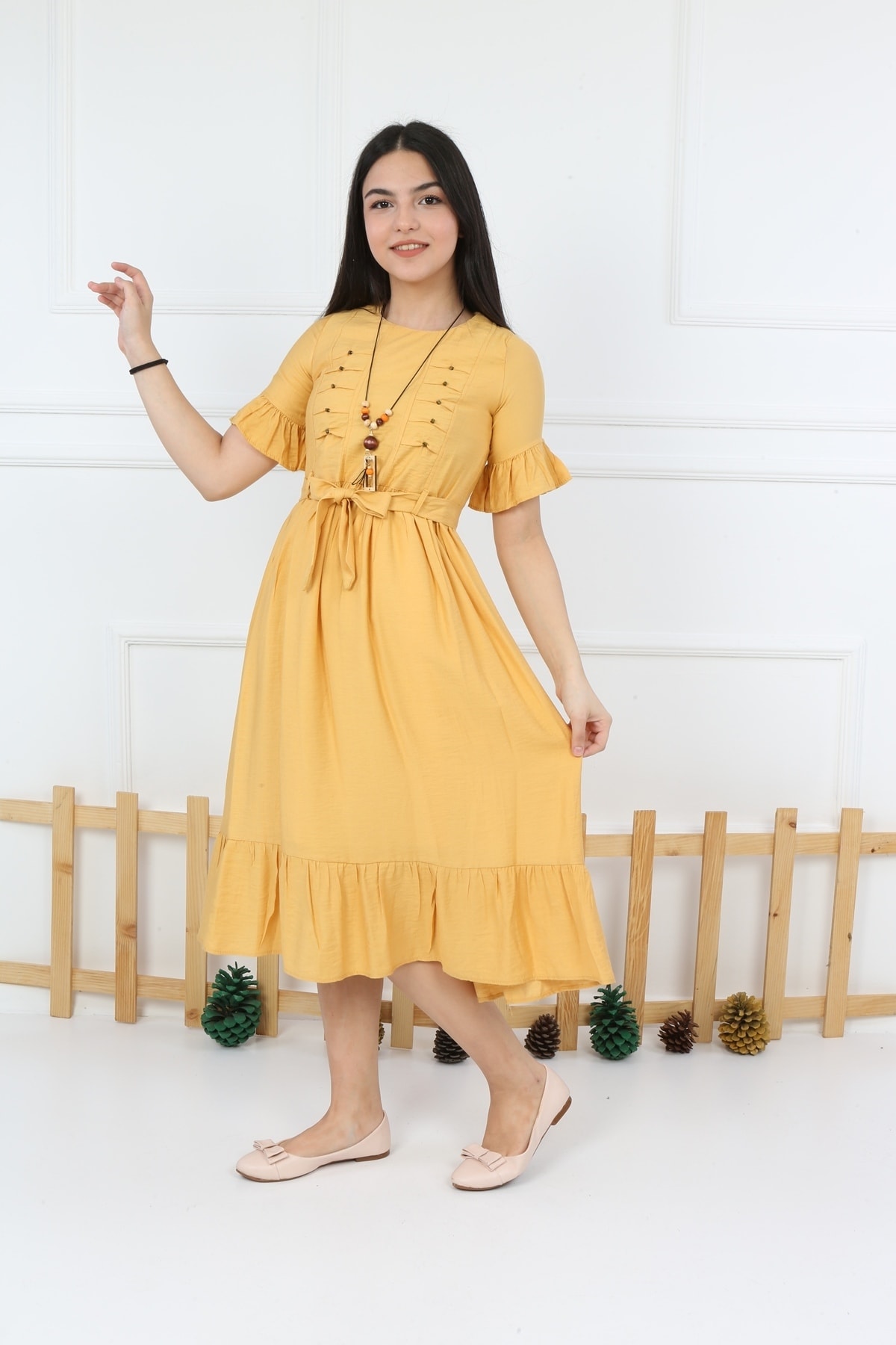 Halskettenkleid