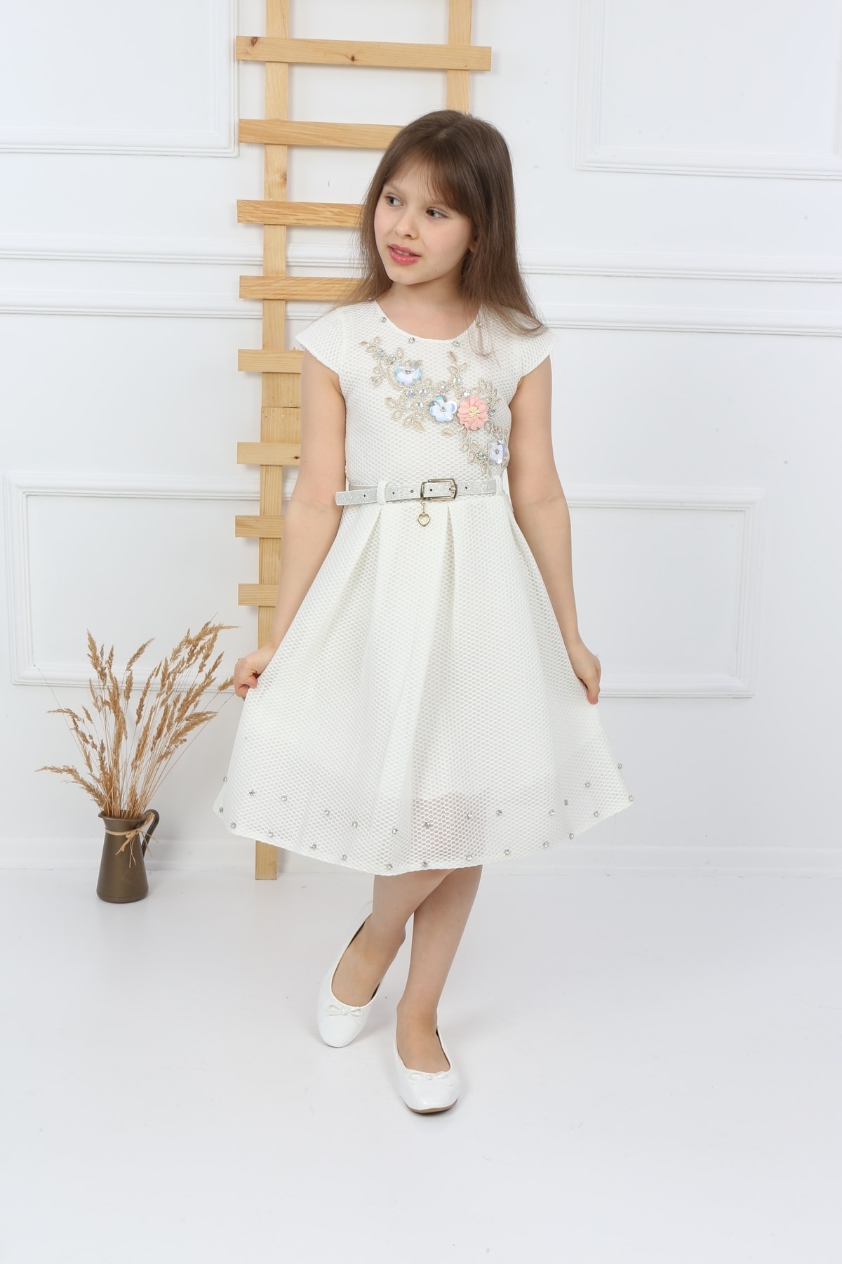 Cremefarbenes Rock-Stone-Kleid für Damen