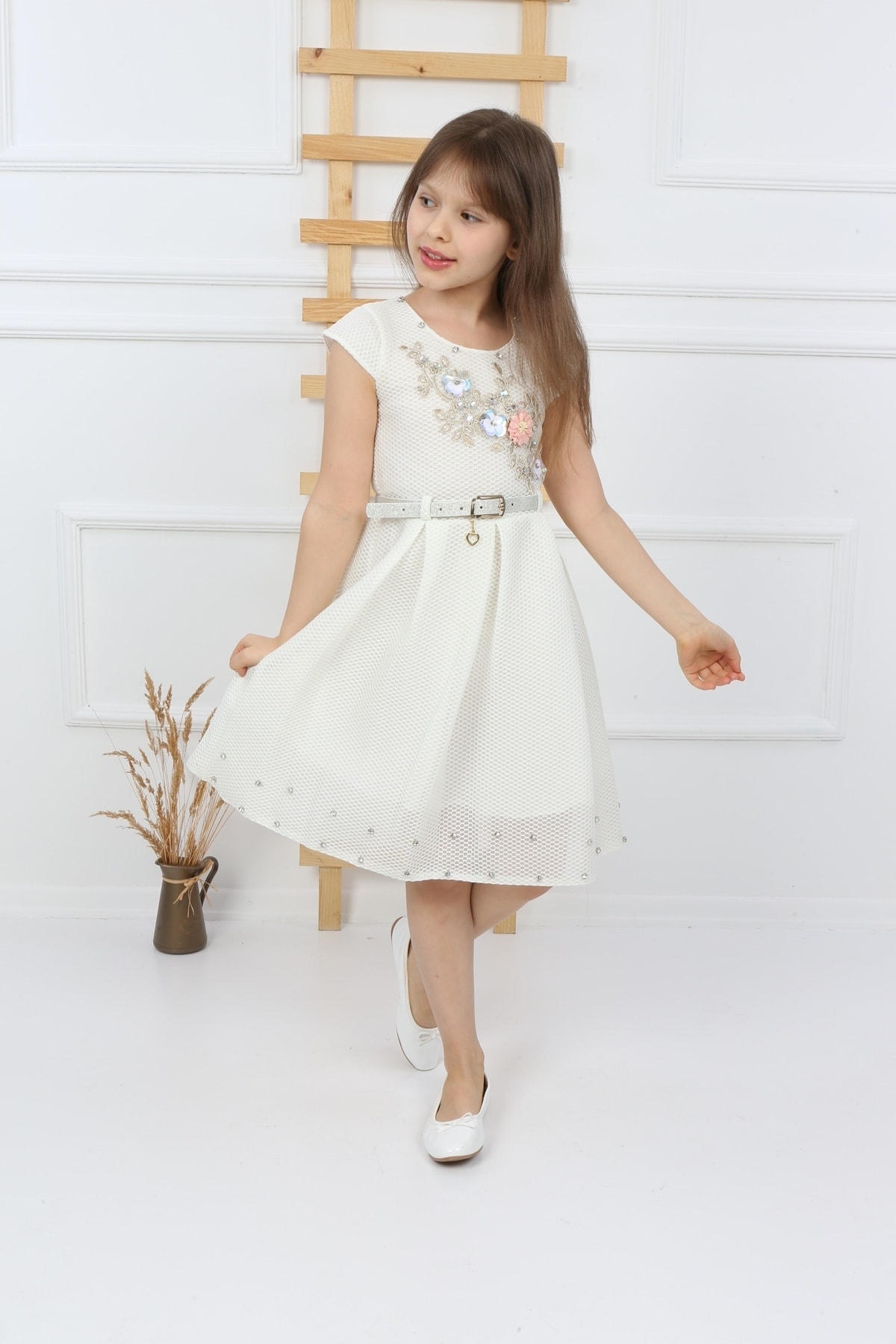 Cremefarbenes Rock-Stone-Kleid für Damen