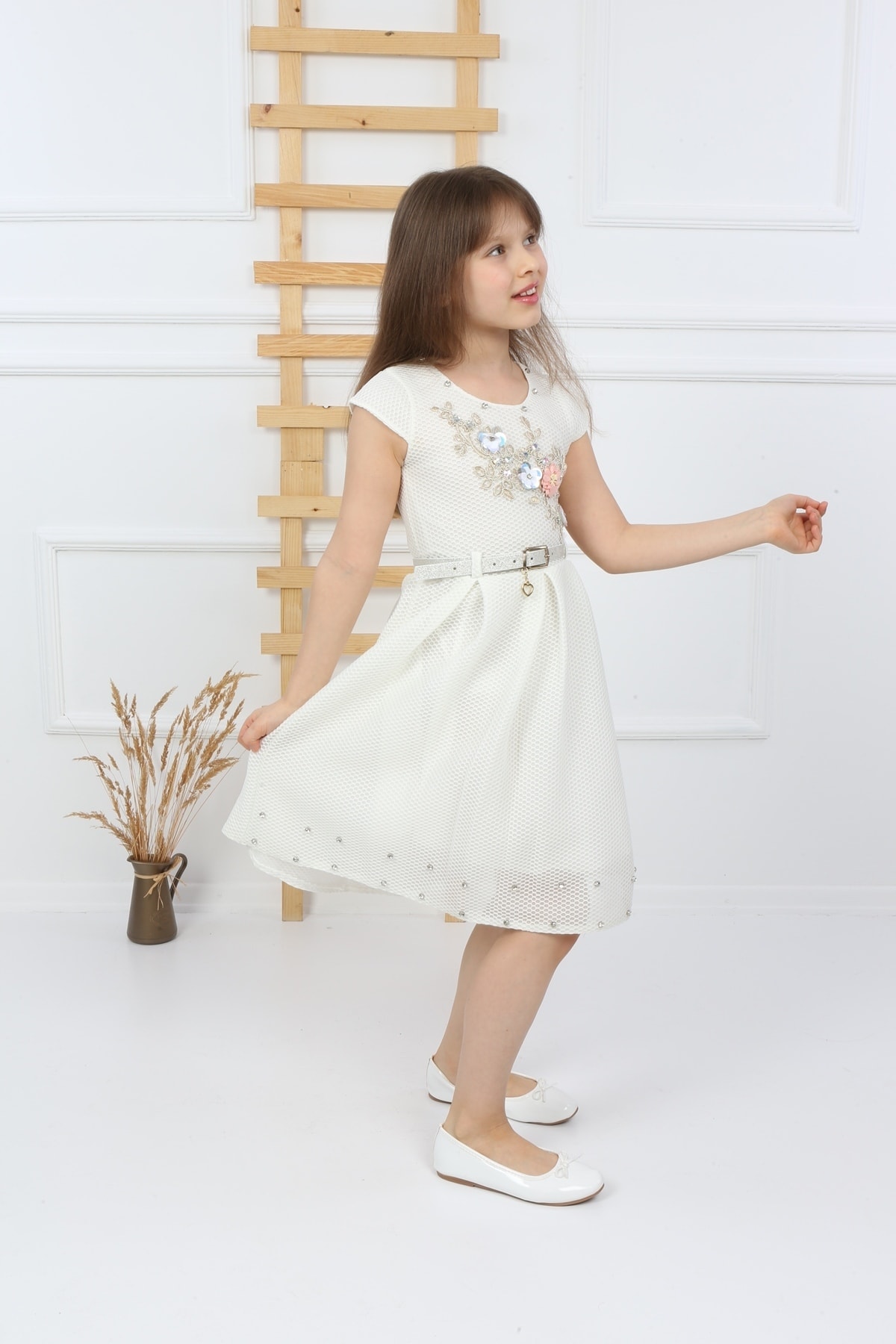 Cremefarbenes Rock-Stone-Kleid für Damen