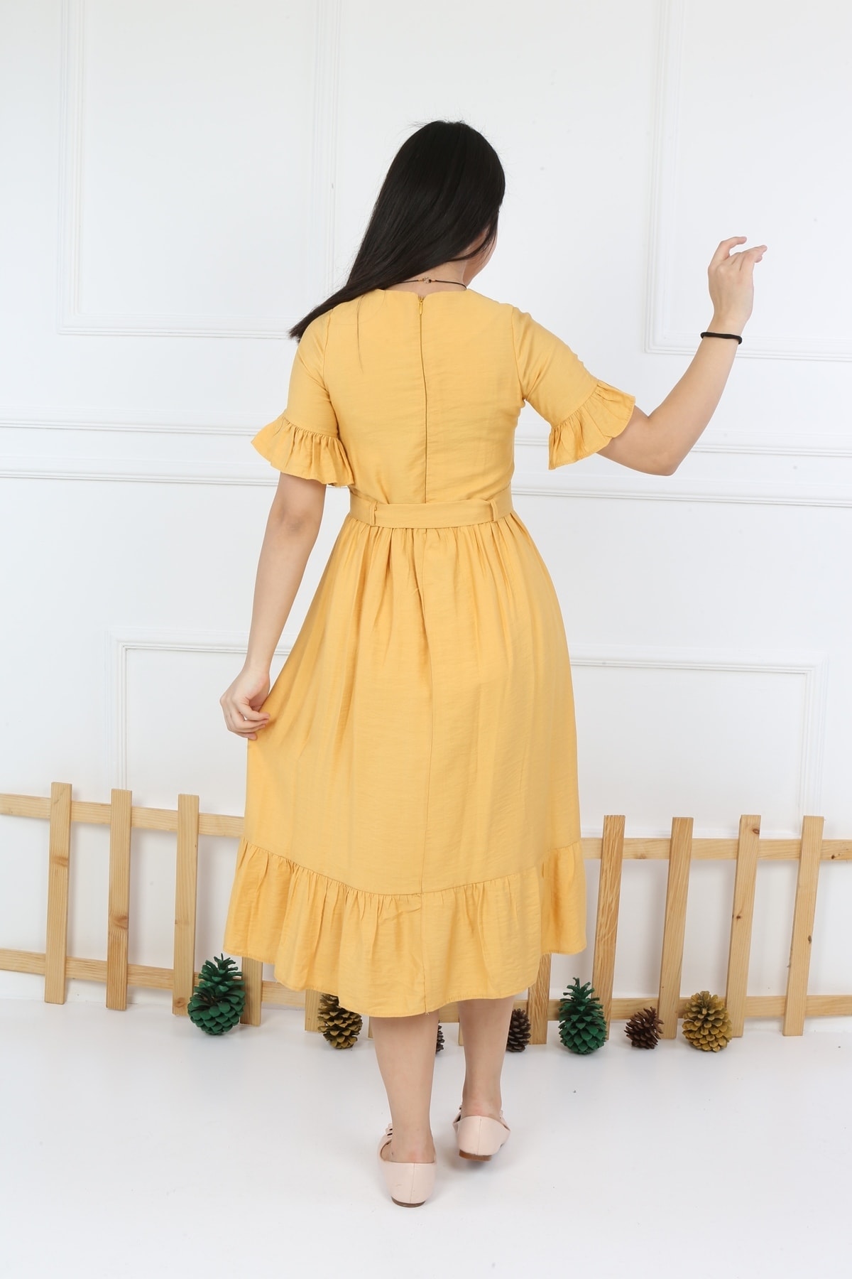 Halskettenkleid