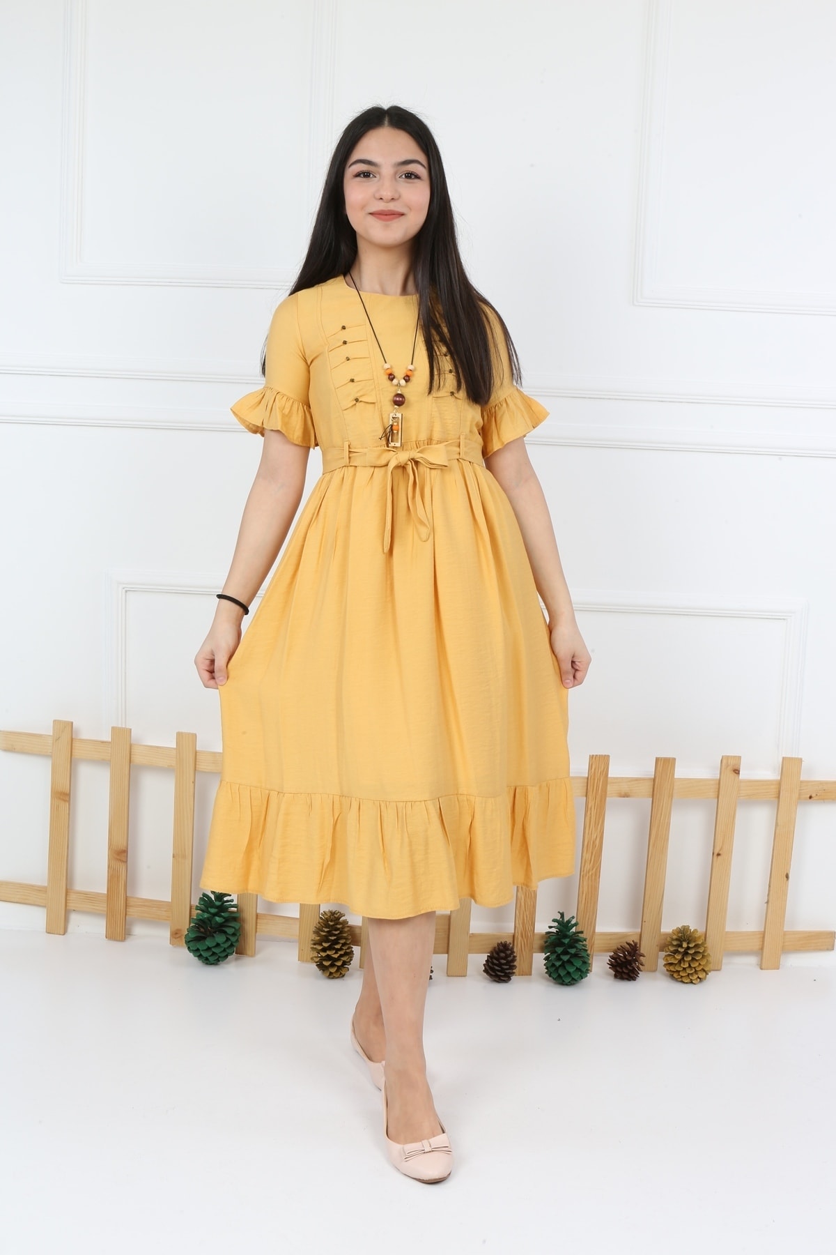 Halskettenkleid