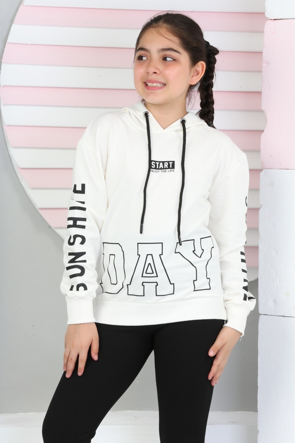 DAY BASKILI İKİ İPLİK KOPŞONLU SWEATSHİRT