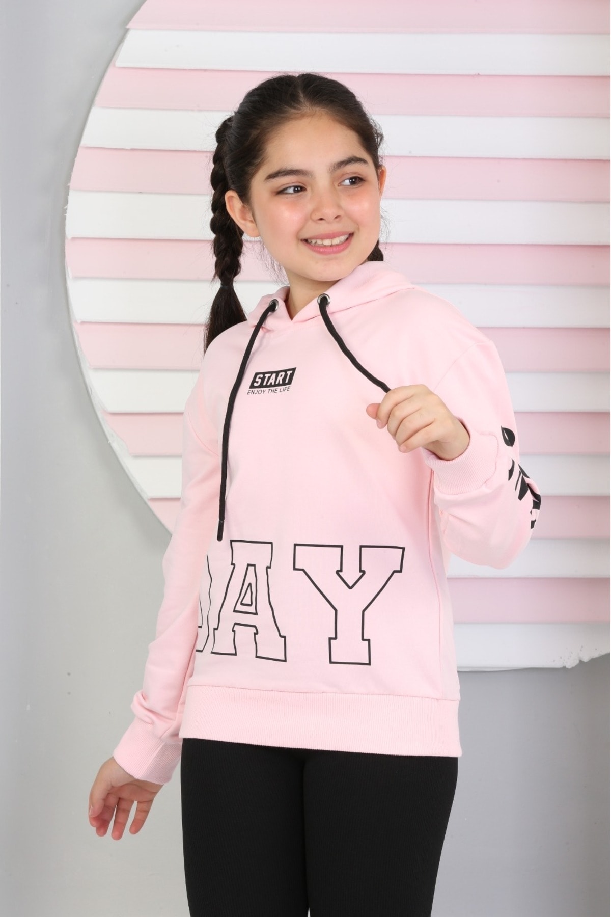 DAY BASKILI İKİ İPLİK KOPŞONLU SWEATSHİRT