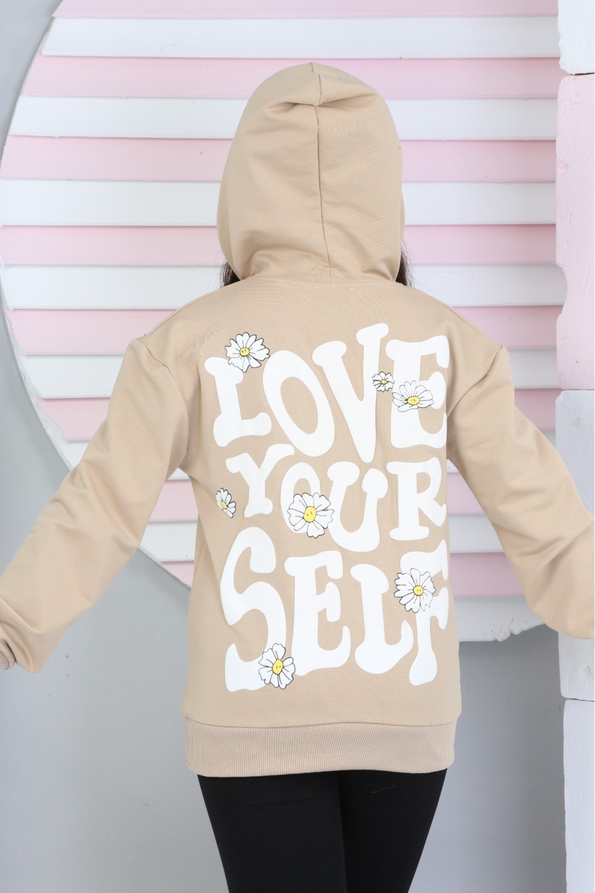 LOVE YOUR SELF BASKILI KAPŞONLU SWEATSHİRT