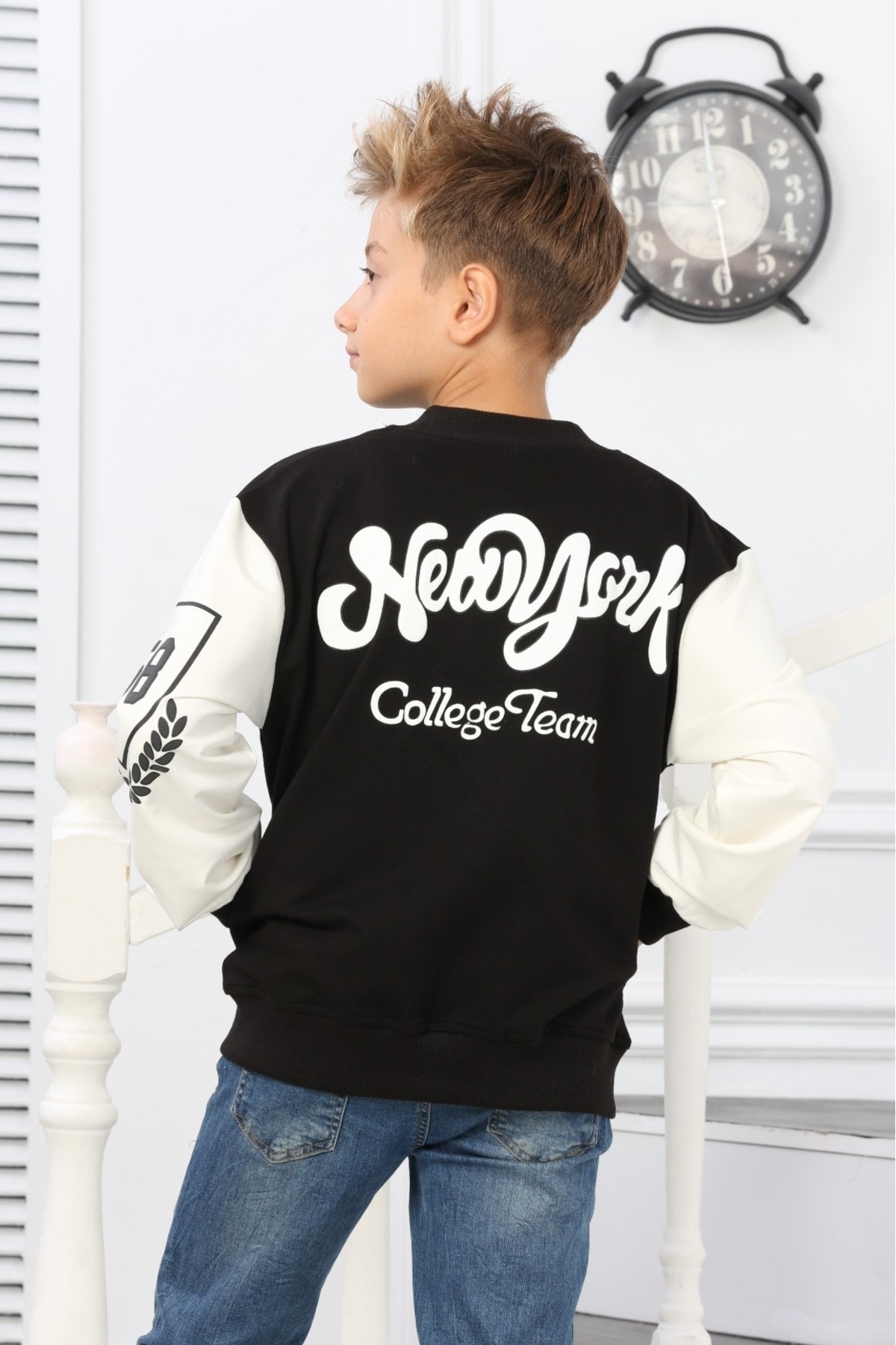 TWO-STRAND PRINTED COLLEGE KNITWEAR