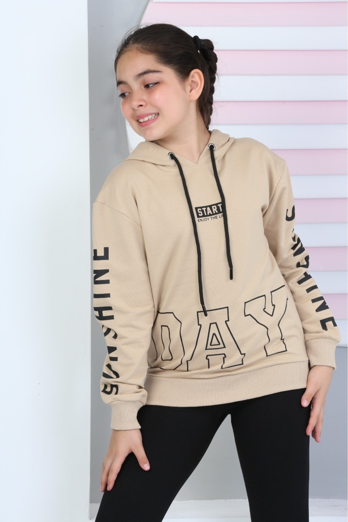 DAY BASKILI İKİ İPLİK KOPŞONLU SWEATSHİRT